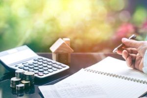 calculating landscaping fees for Kelowna home