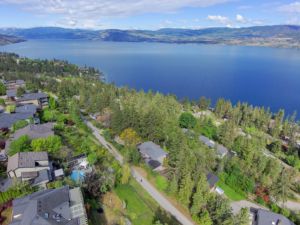 429 Edgemont Court Panoramic Lakeview Upper Mission Home