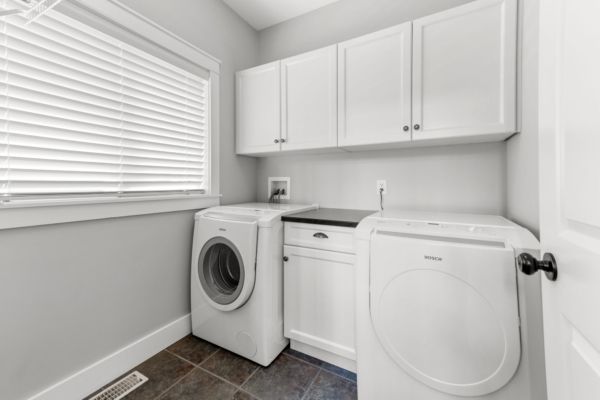 337 Providence Ave, Kelowna BC