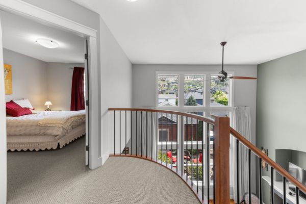 337 Providence Ave, Kelowna BC