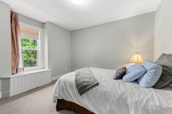 337 Providence Ave, Kelowna BC