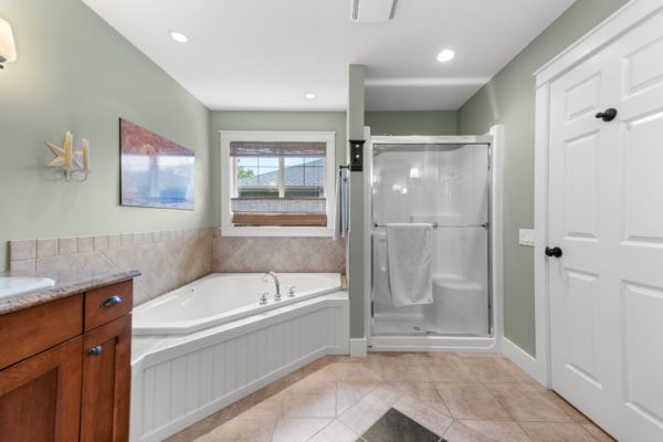 337 Providence Ave, Kelowna BC