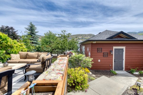 337 Providence Ave, Kelowna BC