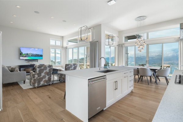 1523 Rocky Point Drive - Modern kitchen island QVA