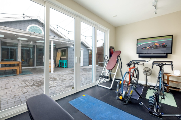 963 Stockwell Ave - Detached home gym QVA