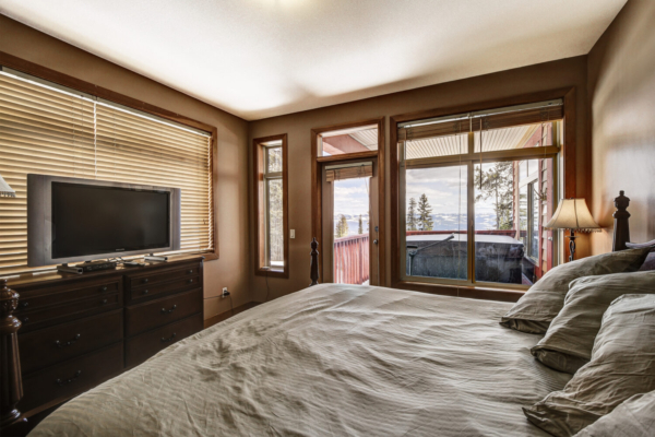 Master bedroom with deck QVA