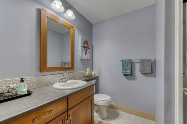 125-1795 Country Club Drive - Spare bathroom- QVA