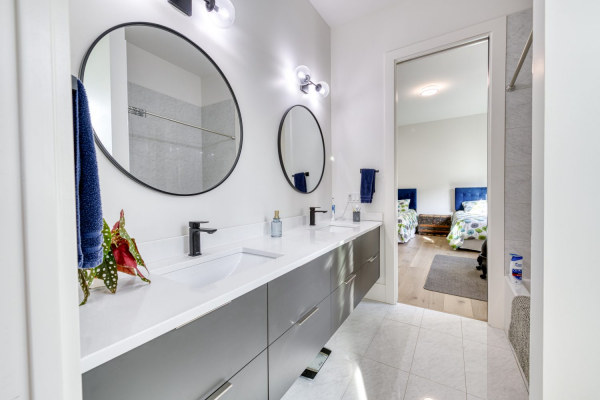 427 Hawk Hill Drive - Bathroom 2 luxury- QVA