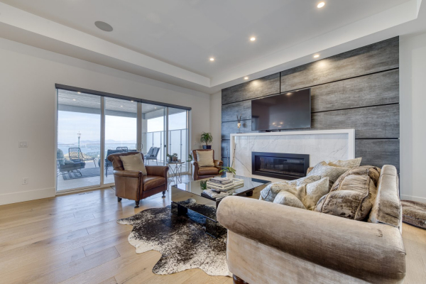 427 Hawk Hill Drive - luxury living room with view - QVA