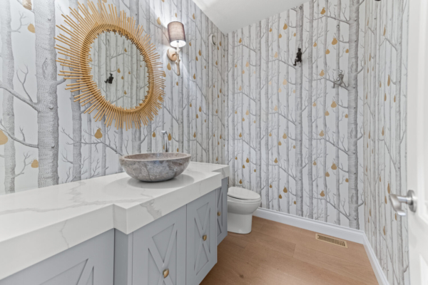 539 Metcalfe Wood Style Bathroom