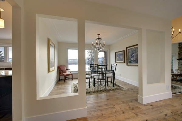2650 Lakeview Rd - Hall Dining Room
